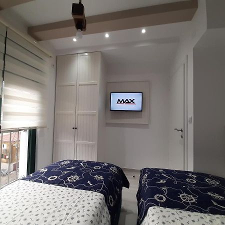 Maritimo Di Cattaro****Lux Apartment With Garage Kültér fotó